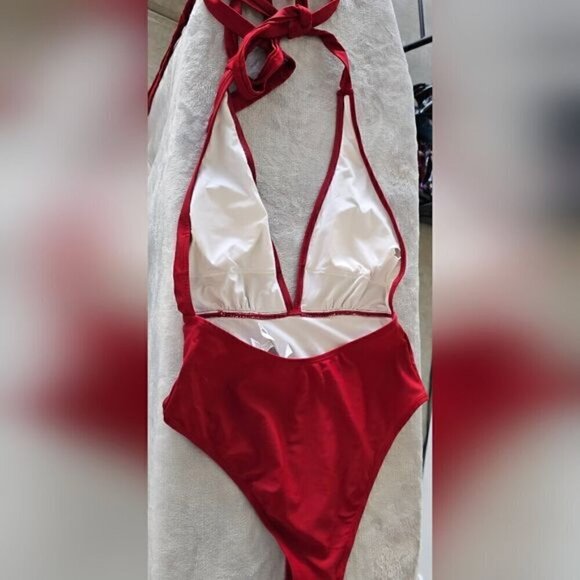 150.🆕Med Deep V Neck Crisscross Back Self Tie Red Swimsuit NWOT - Picture 6 of 9